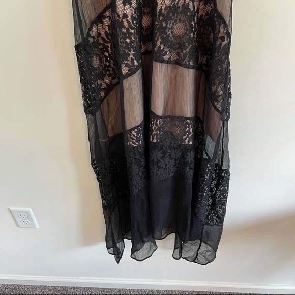 NWT Foxiedox Tristan Lace & Chiffon Maxi Dress - Picture 4 of 8